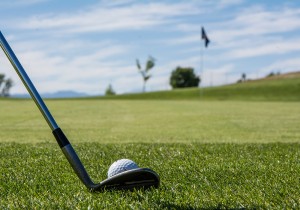 Chipping vs. pitching in golf